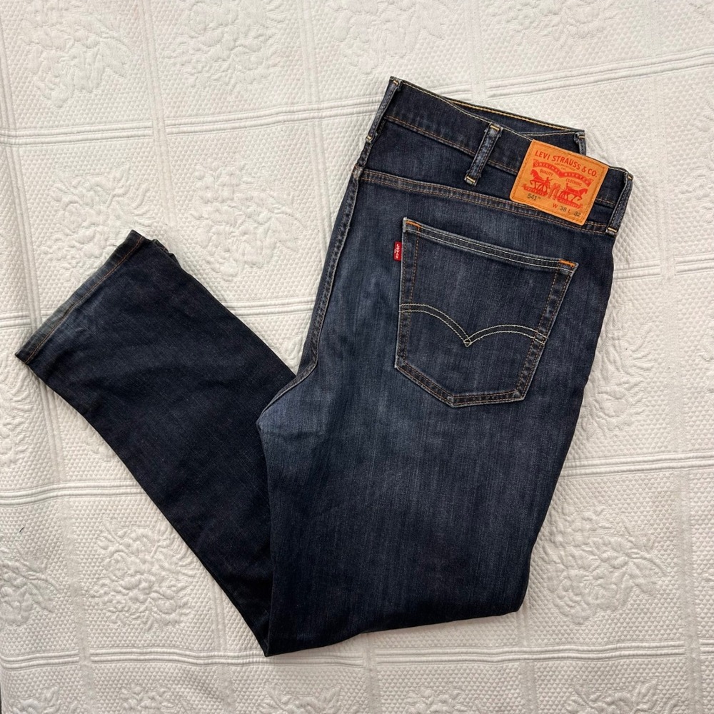 Levi Strauss 541 Athletic Taper Mens Dark Wash Indigo Denim Jeans 40x32